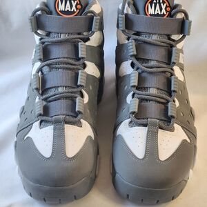 Nike Air Max Kids Shoes - Gray and White
